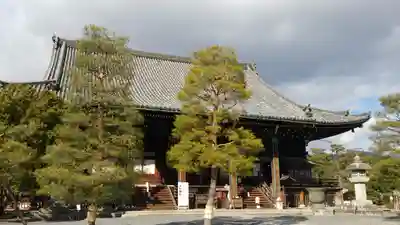清凉寺の本殿・本堂