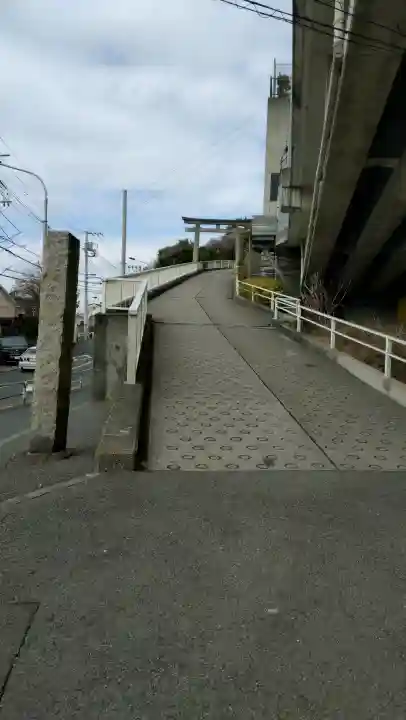 赤羽八幡神社の{uncategorized: "未分類", other: "その他", undefined: "問題あり", building: "その他建物", grave: "お墓", sacred_gate: "鳥居", guardian: "狛犬", statue: "像", buddha: "仏像", history: "歴史", nature: "自然", garden: "庭園", animal: "動物", pagoda: "塔", temizu: "手水舎", mountain_gate: "山門・神門", sanctuary: "本殿・本堂", subordinate: "末社・摂社", art: "芸術", scenery: "景色", jizo: "地蔵", ema: "絵馬", goshuin: "御朱印", omikuji: "おみくじ", items: "授与品その他", amulet: "お守り", goshuincho: "御朱印帳", eats: "食事", festival: "お祭り", votive_dance: "神楽", shichigosan: "七五三参", wedding: "結婚式", experience: "体験その他", initially: "初詣", around: "周辺", anti_infection: "感染症対策"}