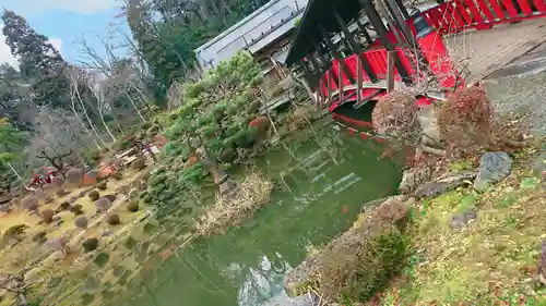 榊山稲荷神社の庭園