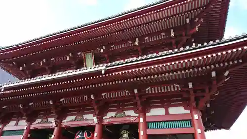 浅草寺の山門