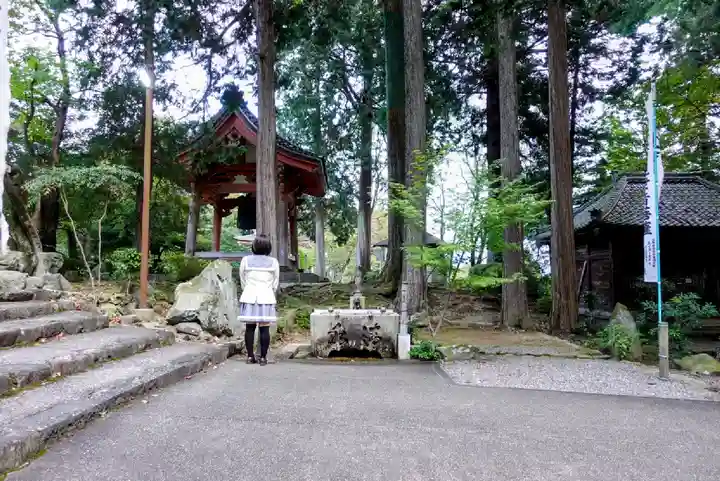 真禅院の手水舎