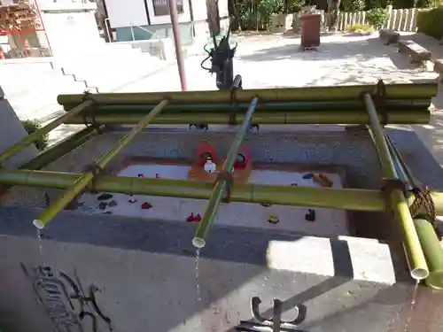 草津八幡宮の手水舎