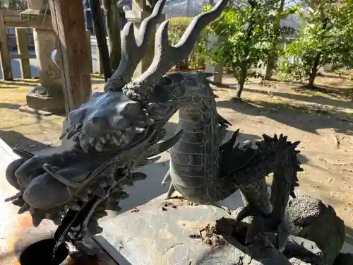 大神神社（花池）の手水舎