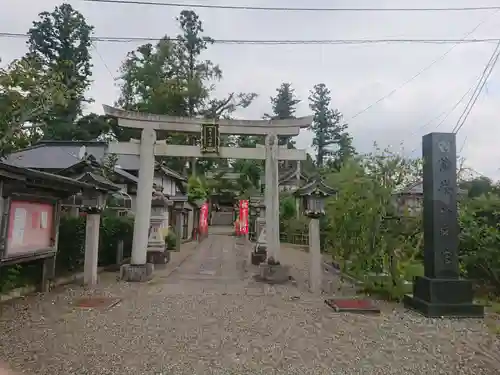 鶴峯八幡宮の鳥居