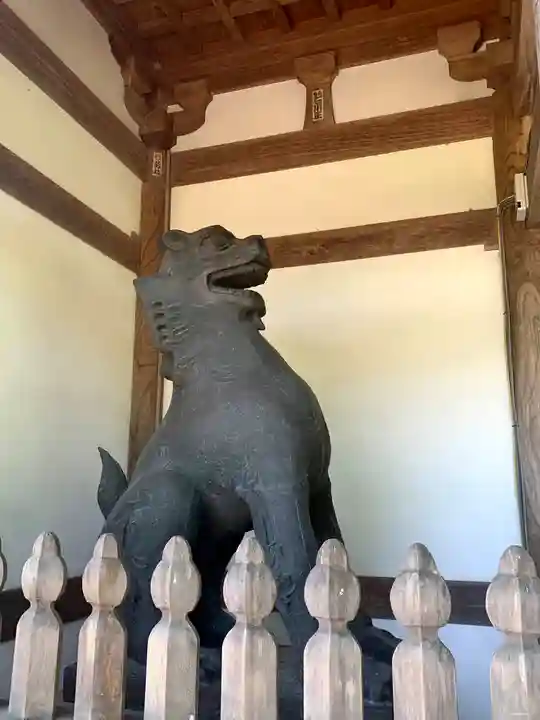 医王寺の狛犬
