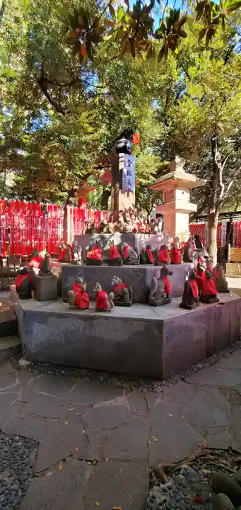 豊川稲荷東京別院の狛犬