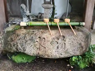 洲嵜神社の手水舎