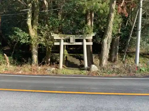 八幡若宮神社の鳥居