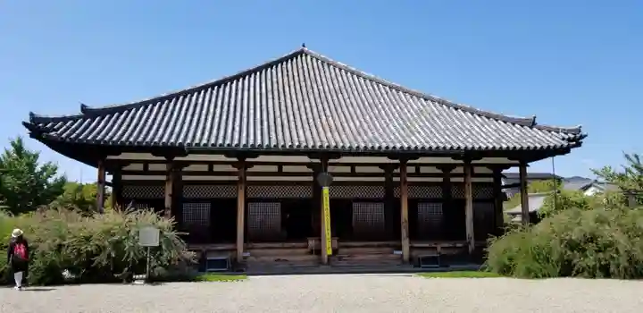 元興寺の本殿・本堂