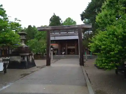 射水神社の鳥居