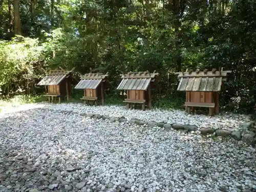 神麻続機殿神社(皇大神宮所管社)の建物その他