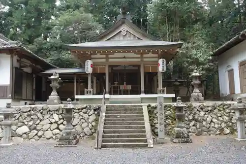 惣社水分神社の本殿