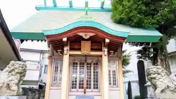 八王子社の本殿・本堂