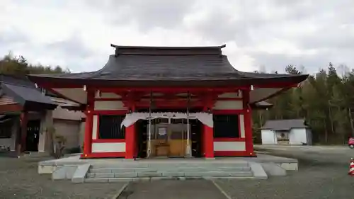 中富良野神社の本殿