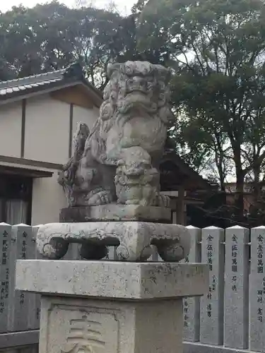 花岡神社の狛犬