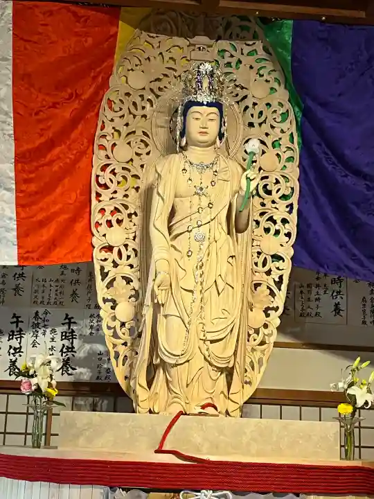 伊勢の国 四天王寺の{uncategorized: "未分類", other: "その他", undefined: "問題あり", building: "その他建物", grave: "お墓", sacred_gate: "鳥居", guardian: "狛犬", statue: "像", buddha: "仏像", history: "歴史", nature: "自然", garden: "庭園", animal: "動物", pagoda: "塔", temizu: "手水舎", mountain_gate: "山門・神門", sanctuary: "本殿・本堂", subordinate: "末社・摂社", art: "芸術", scenery: "景色", jizo: "地蔵", ema: "絵馬", goshuin: "御朱印", omikuji: "おみくじ", items: "授与品その他", amulet: "お守り", goshuincho: "御朱印帳", eats: "食事", festival: "お祭り", votive_dance: "神楽", shichigosan: "七五三参", wedding: "結婚式", experience: "体験その他", initially: "初詣", around: "周辺", anti_infection: "感染症対策"}