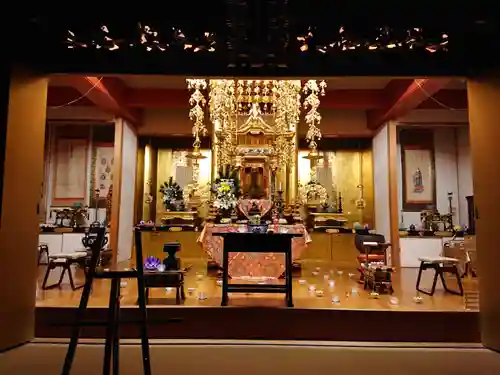 教西寺の本殿・本堂