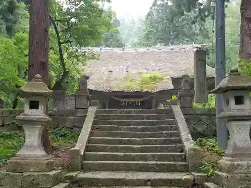 安久津八幡神社の本殿