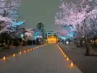 靖國神社の{uncategorized: "未分類", other: "その他", undefined: "問題あり", building: "その他建物", grave: "お墓", sacred_gate: "鳥居", guardian: "狛犬", statue: "像", buddha: "仏像", history: "歴史", nature: "自然", garden: "庭園", animal: "動物", pagoda: "塔", temizu: "手水舎", mountain_gate: "山門・神門", sanctuary: "本殿・本堂", subordinate: "末社・摂社", art: "芸術", scenery: "景色", jizo: "地蔵", ema: "絵馬", goshuin: "御朱印", omikuji: "おみくじ", items: "授与品その他", amulet: "お守り", goshuincho: "御朱印帳", eats: "食事", festival: "お祭り", votive_dance: "神楽", shichigosan: "七五三参", wedding: "結婚式", experience: "体験その他", initially: "初詣", around: "周辺", anti_infection: "感染症対策"}
