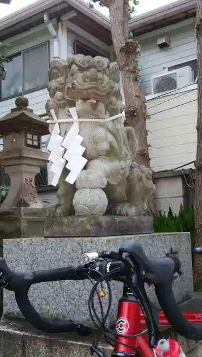 幸稲荷神社の狛犬