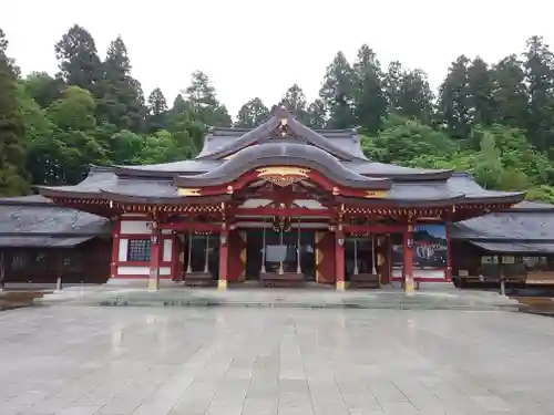 盛岡八幡宮の本殿