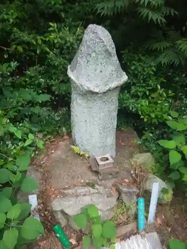 鏡山稲荷神社の建物その他