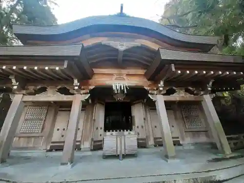 建水分神社の{uncategorized: "未分類", other: "その他", undefined: "問題あり", building: "その他建物", grave: "お墓", sacred_gate: "鳥居", guardian: "狛犬", statue: "像", buddha: "仏像", history: "歴史", nature: "自然", garden: "庭園", animal: "動物", pagoda: "塔", temizu: "手水舎", mountain_gate: "山門・神門", sanctuary: "本殿・本堂", subordinate: "末社・摂社", art: "芸術", scenery: "景色", jizo: "地蔵", ema: "絵馬", goshuin: "御朱印", omikuji: "おみくじ", items: "授与品その他", amulet: "お守り", goshuincho: "御朱印帳", eats: "食事", festival: "お祭り", votive_dance: "神楽", shichigosan: "七五三参", wedding: "結婚式", experience: "体験その他", initially: "初詣", around: "周辺", anti_infection: "感染症対策"}
