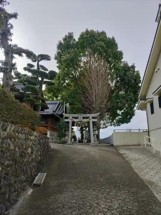 西八幡社のその他建物