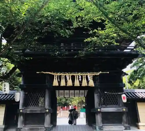香椎宮の山門・神門