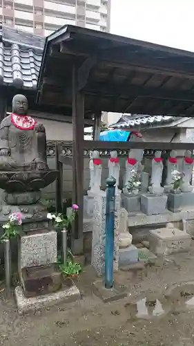 宝泉寺の地蔵