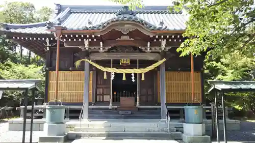 片岡神社の本殿・本堂