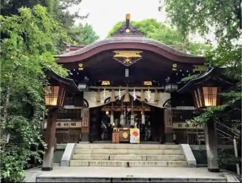 子安神社の本殿