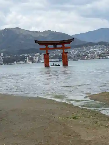 厳島神社(広島県)