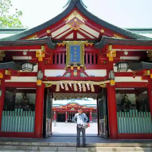 日枝神社の山門