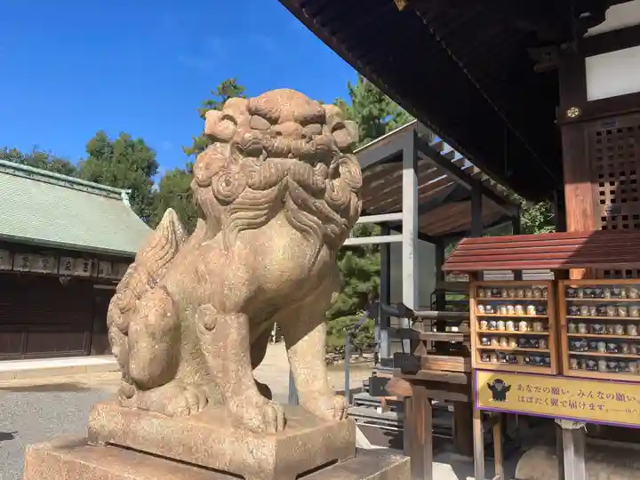 弓弦羽神社の狛犬