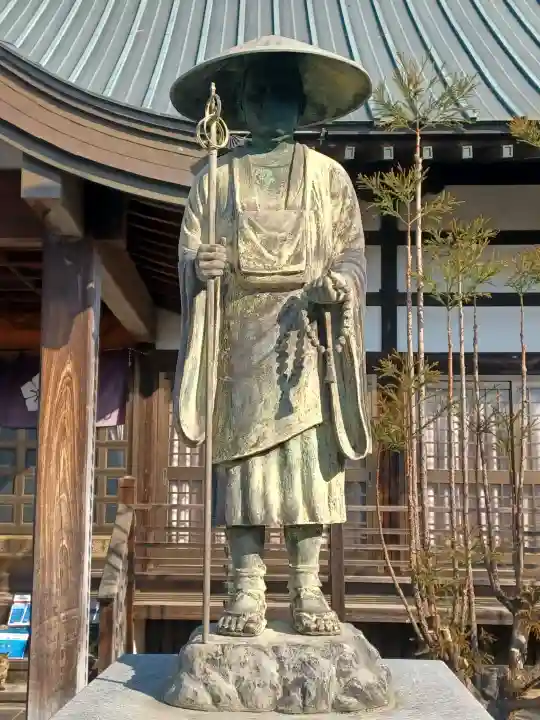 法音寺の{uncategorized: "未分類", other: "その他", undefined: "問題あり", building: "その他建物", grave: "お墓", sacred_gate: "鳥居", guardian: "狛犬", statue: "像", buddha: "仏像", history: "歴史", nature: "自然", garden: "庭園", animal: "動物", pagoda: "塔", temizu: "手水舎", mountain_gate: "山門・神門", sanctuary: "本殿・本堂", subordinate: "末社・摂社", art: "芸術", scenery: "景色", jizo: "地蔵", ema: "絵馬", goshuin: "御朱印", omikuji: "おみくじ", items: "授与品その他", amulet: "お守り", goshuincho: "御朱印帳", eats: "食事", festival: "お祭り", votive_dance: "神楽", shichigosan: "七五三参", wedding: "結婚式", experience: "体験その他", initially: "初詣", around: "周辺", anti_infection: "感染症対策"}