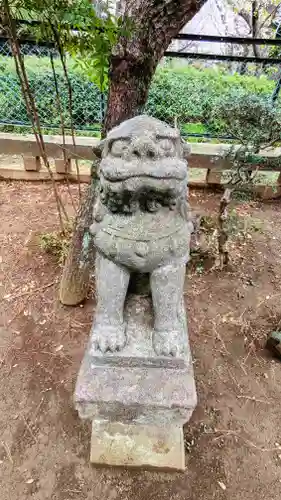 新萱田水神宮の狛犬