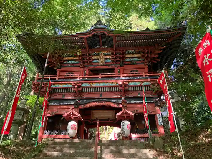 水澤寺(水澤観世音)の山門・神門