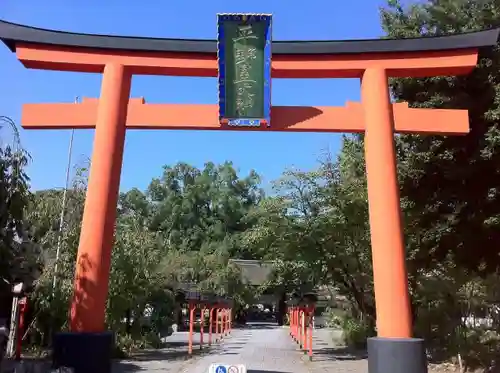 平野神社の鳥居