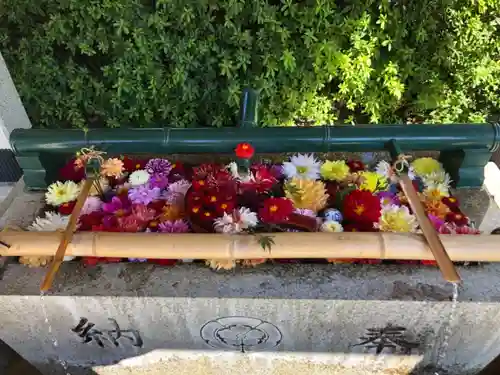 伊和志津神社の手水舎