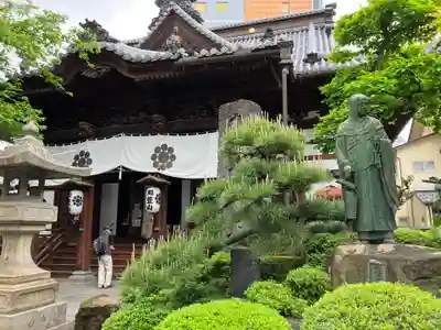 西光寺の本殿・本堂