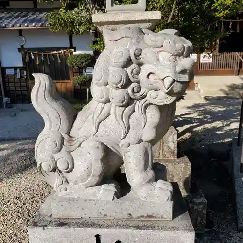 神館神社の狛犬