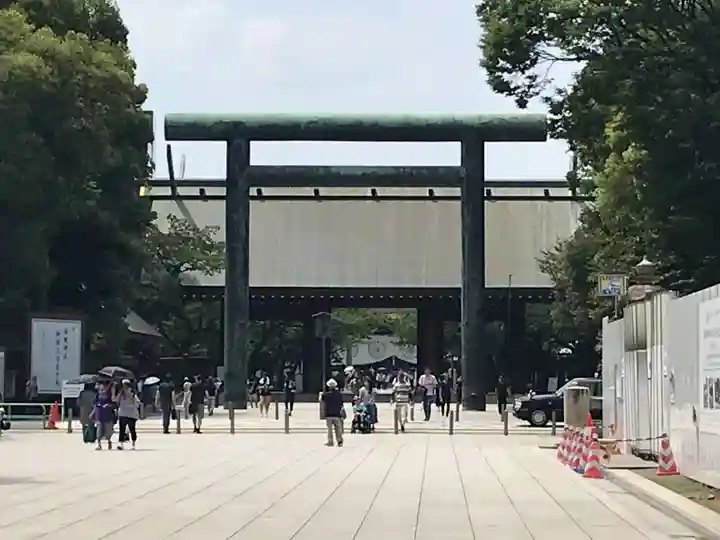 靖國神社の鳥居