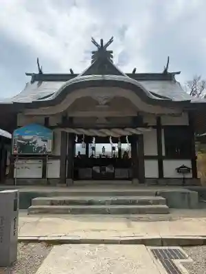 石鎚神社 中宮 成就社の{uncategorized: "未分類", other: "その他", undefined: "問題あり", building: "その他建物", grave: "お墓", sacred_gate: "鳥居", guardian: "狛犬", statue: "像", buddha: "仏像", history: "歴史", nature: "自然", garden: "庭園", animal: "動物", pagoda: "塔", temizu: "手水舎", mountain_gate: "山門・神門", sanctuary: "本殿・本堂", subordinate: "末社・摂社", art: "芸術", scenery: "景色", jizo: "地蔵", ema: "絵馬", goshuin: "御朱印", omikuji: "おみくじ", items: "授与品その他", amulet: "お守り", goshuincho: "御朱印帳", eats: "食事", festival: "お祭り", votive_dance: "神楽", shichigosan: "七五三参", wedding: "結婚式", experience: "体験その他", initially: "初詣", around: "周辺", anti_infection: "感染症対策"}