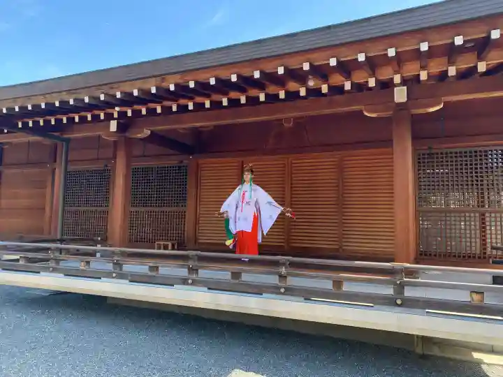 城南宮の{uncategorized: "未分類", other: "その他", undefined: "問題あり", building: "その他建物", grave: "お墓", sacred_gate: "鳥居", guardian: "狛犬", statue: "像", buddha: "仏像", history: "歴史", nature: "自然", garden: "庭園", animal: "動物", pagoda: "塔", temizu: "手水舎", mountain_gate: "山門・神門", sanctuary: "本殿・本堂", subordinate: "末社・摂社", art: "芸術", scenery: "景色", jizo: "地蔵", ema: "絵馬", goshuin: "御朱印", omikuji: "おみくじ", items: "授与品その他", amulet: "お守り", goshuincho: "御朱印帳", eats: "食事", festival: "お祭り", votive_dance: "神楽", shichigosan: "七五三参", wedding: "結婚式", experience: "体験その他", initially: "初詣", around: "周辺", anti_infection: "感染症対策"}