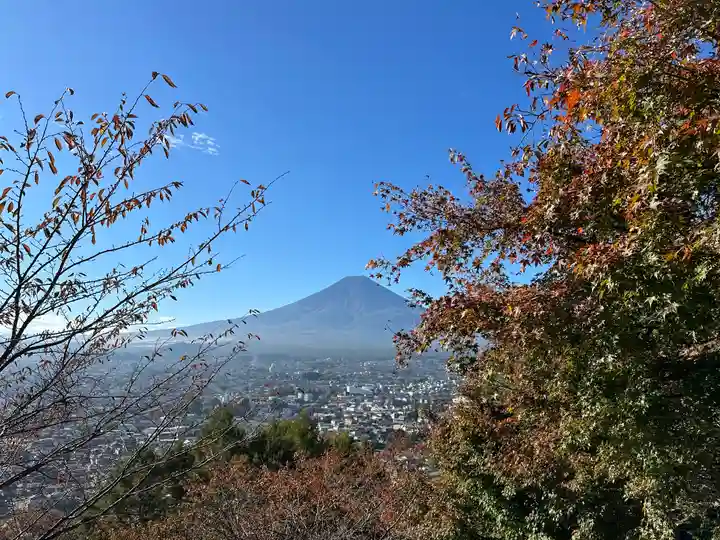 新倉富士浅間神社(山梨県)