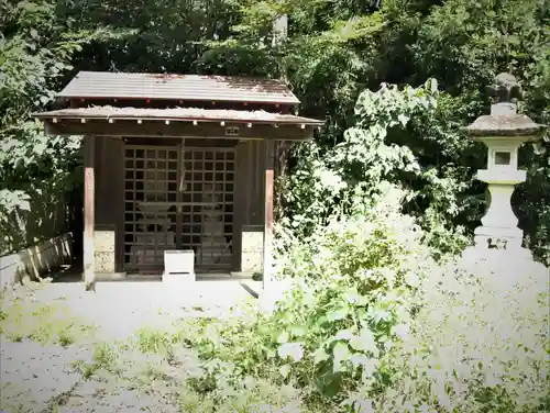 湯殿神社の末社