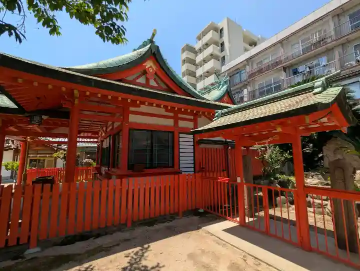 兵庫嚴島神社の{uncategorized: "未分類", other: "その他", undefined: "問題あり", building: "その他建物", grave: "お墓", sacred_gate: "鳥居", guardian: "狛犬", statue: "像", buddha: "仏像", history: "歴史", nature: "自然", garden: "庭園", animal: "動物", pagoda: "塔", temizu: "手水舎", mountain_gate: "山門・神門", sanctuary: "本殿・本堂", subordinate: "末社・摂社", art: "芸術", scenery: "景色", jizo: "地蔵", ema: "絵馬", goshuin: "御朱印", omikuji: "おみくじ", items: "授与品その他", amulet: "お守り", goshuincho: "御朱印帳", eats: "食事", festival: "お祭り", votive_dance: "神楽", shichigosan: "七五三参", wedding: "結婚式", experience: "体験その他", initially: "初詣", around: "周辺", anti_infection: "感染症対策"}