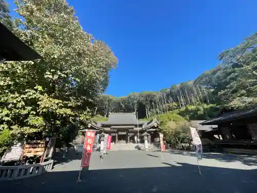 高見神社の本殿・本堂
