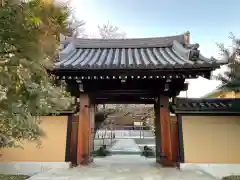 智清寺の山門